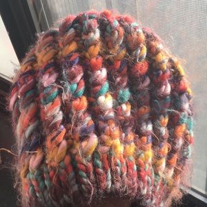 ❄️Forever 21 Fuzzy Crochet Winter Hat ❄️